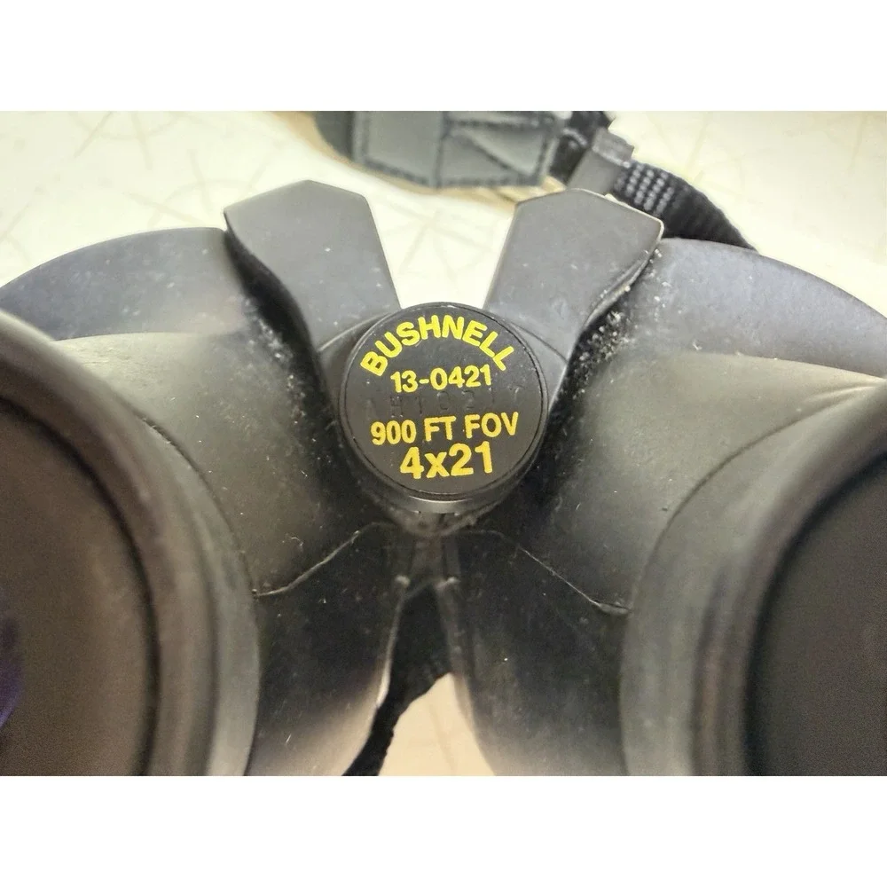 Bushnell Xtra-Wide 4x21 Sport Binoculars w Case Bag 13-0421 900' Field Of View